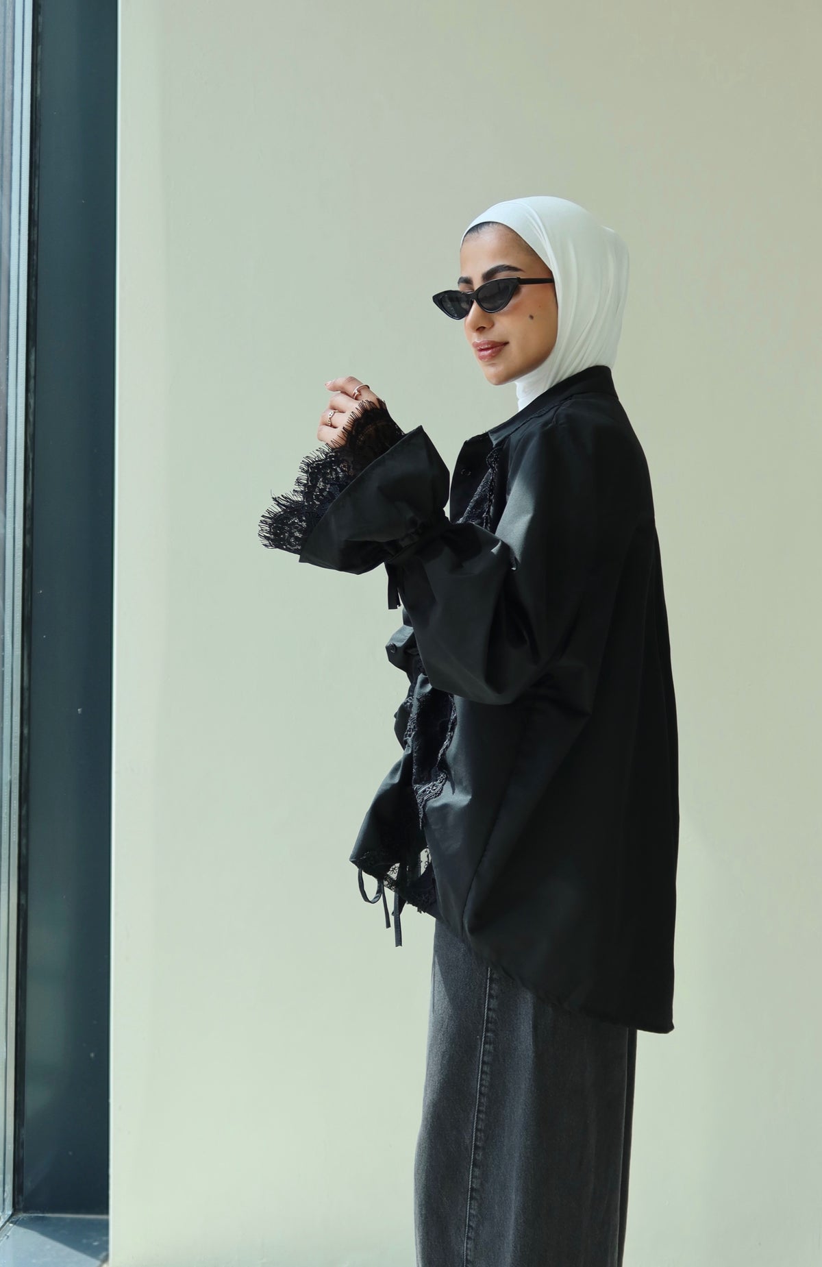 Lace shirt ( black )
