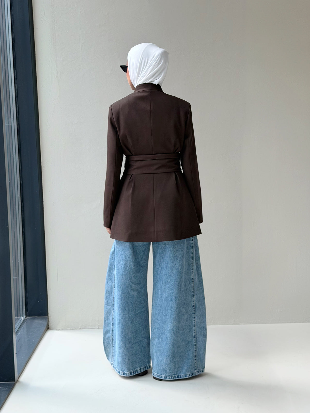 Tie-Waist Blazer (Brown )