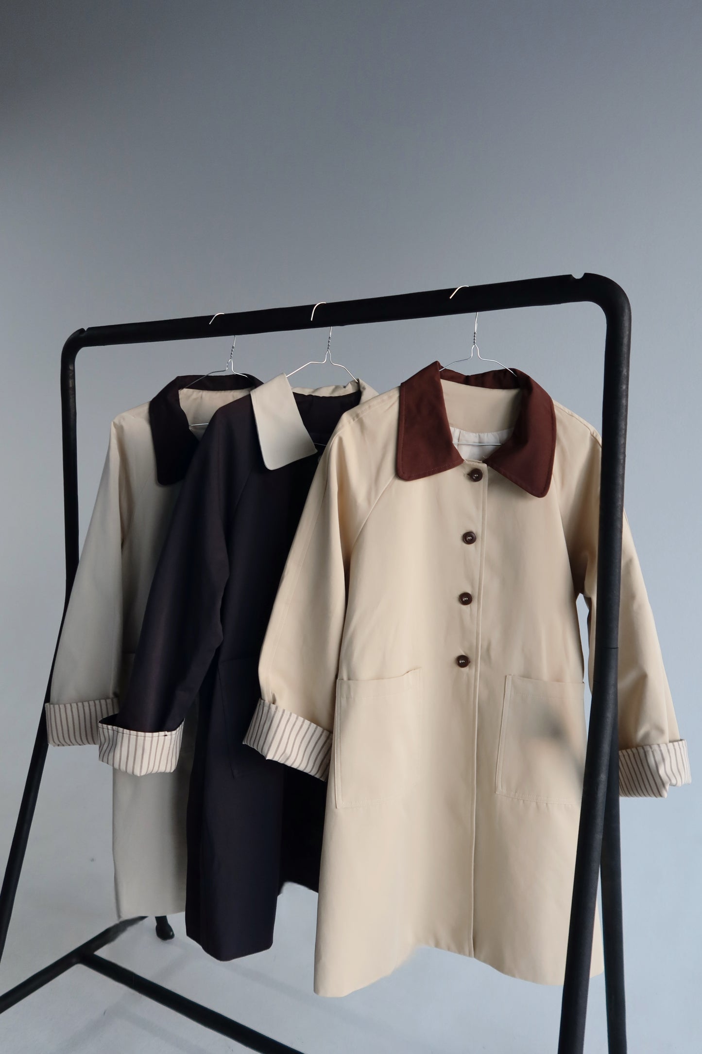 Beige x Brown Trench coat