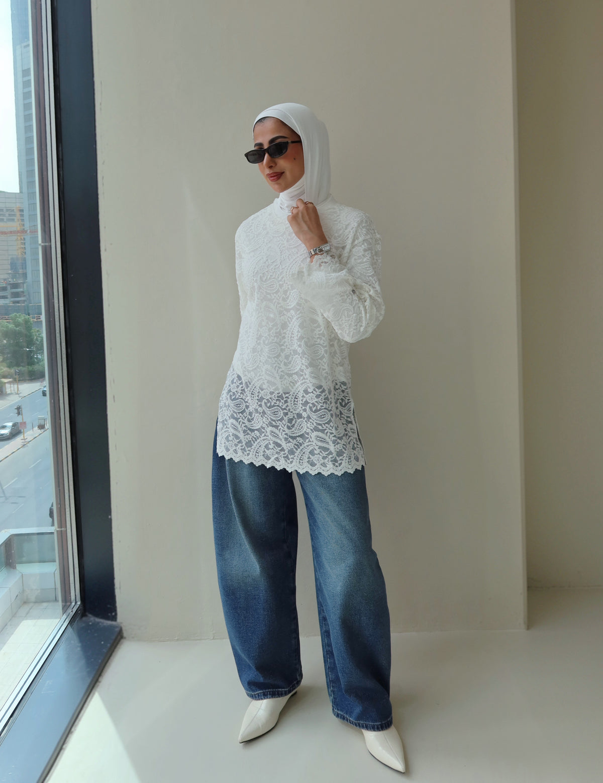 Lace staple top ( white )