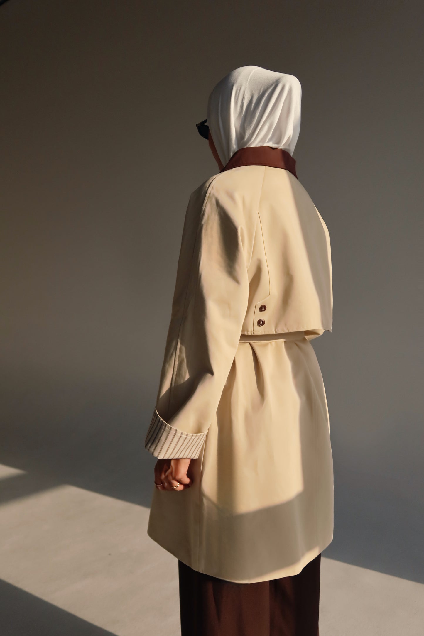 Beige x Brown Trench coat