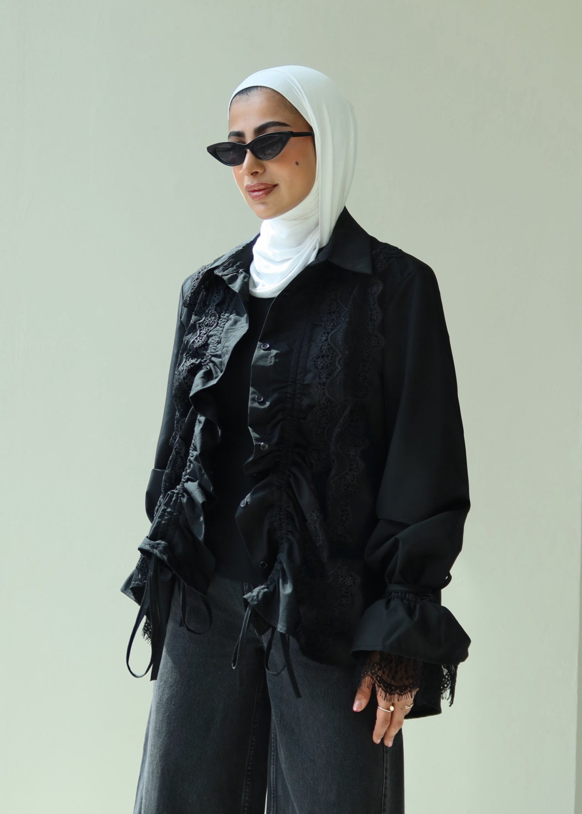Lace shirt ( black )
