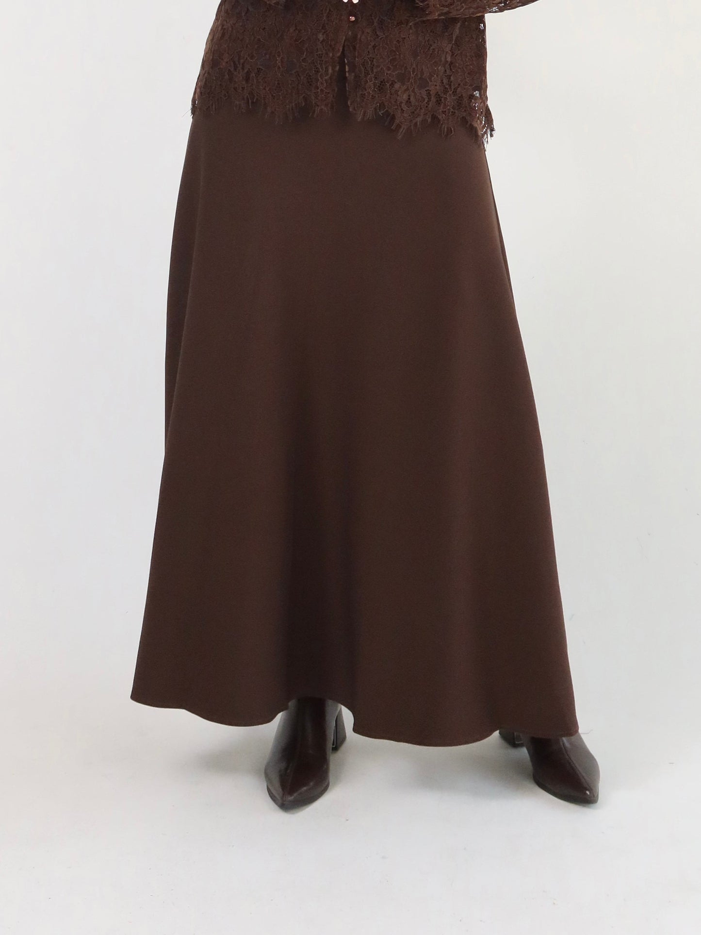 Brown skirt  - تنورة فقط