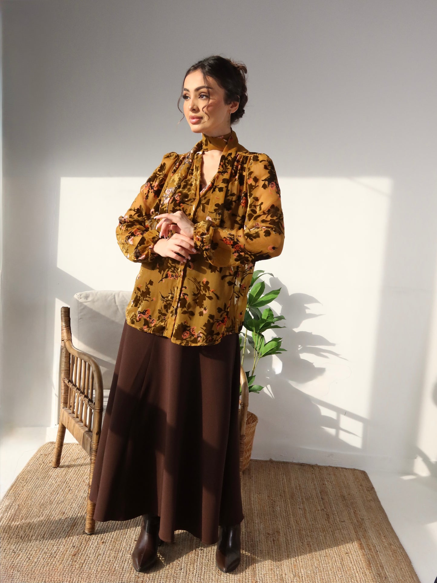 Brown skirt  - تنورة فقط