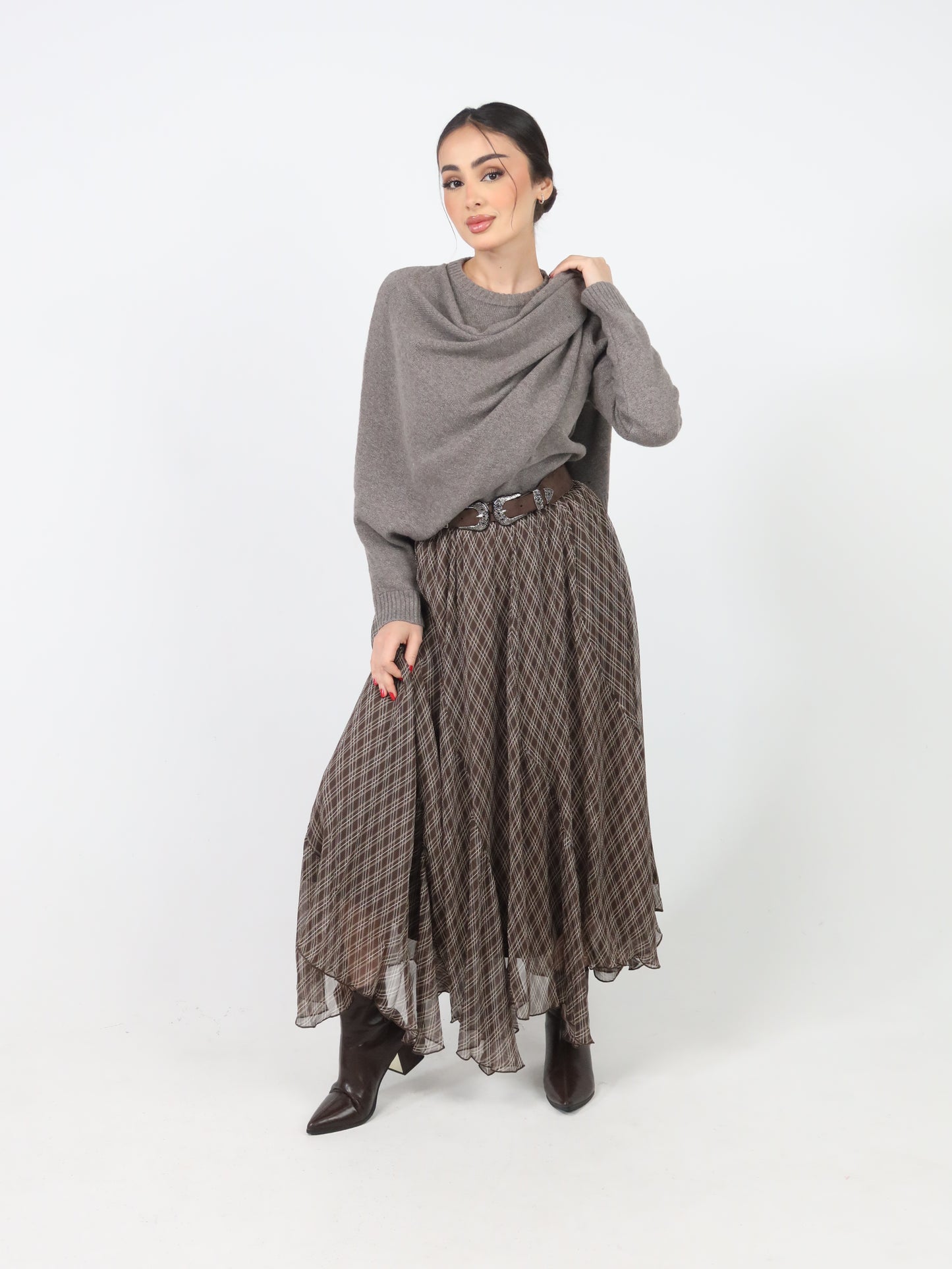 Brown plaid skirt- تنوره فقط