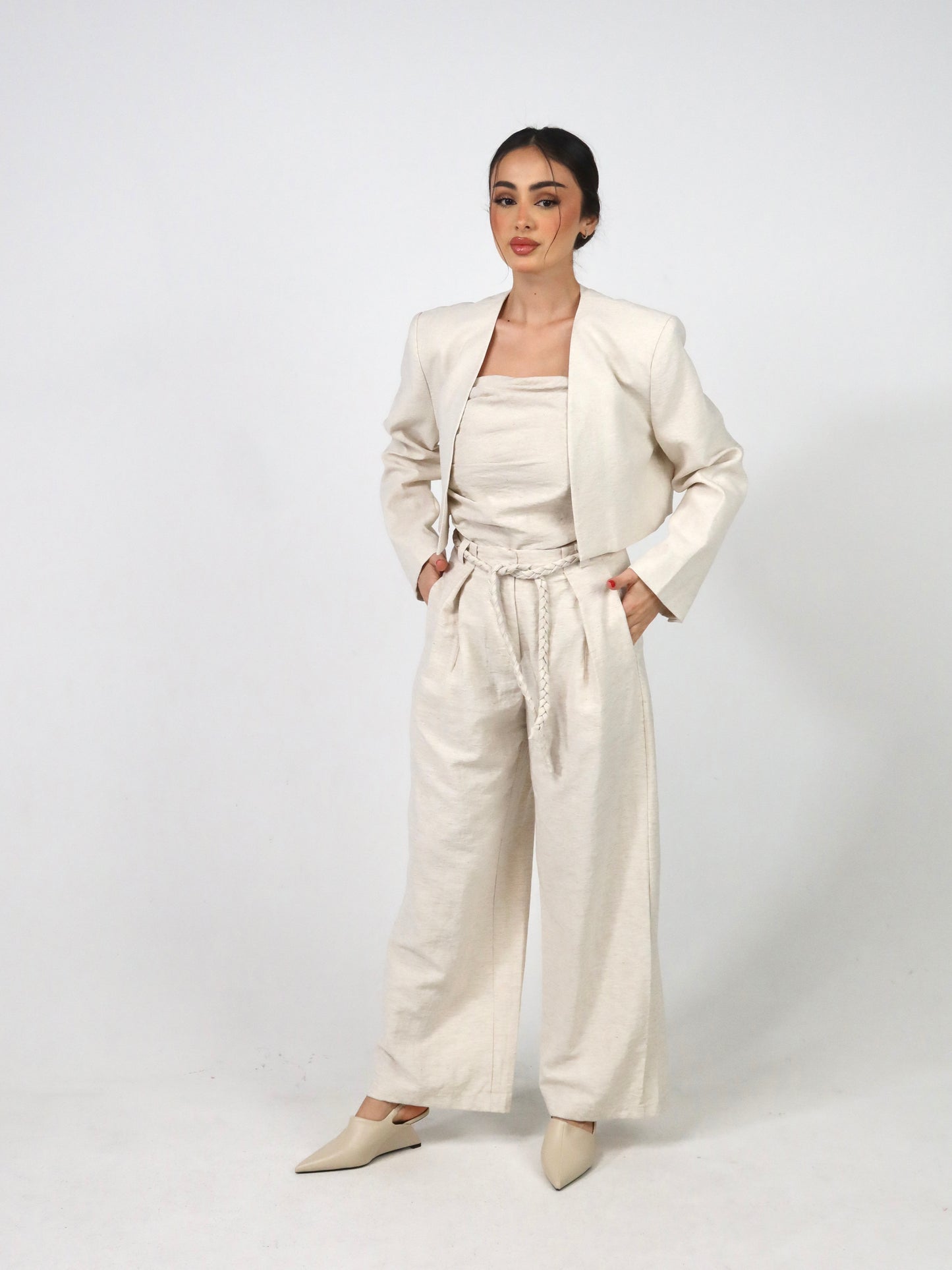 Ecru 3 Pieces Set بدلة ٣ قطع