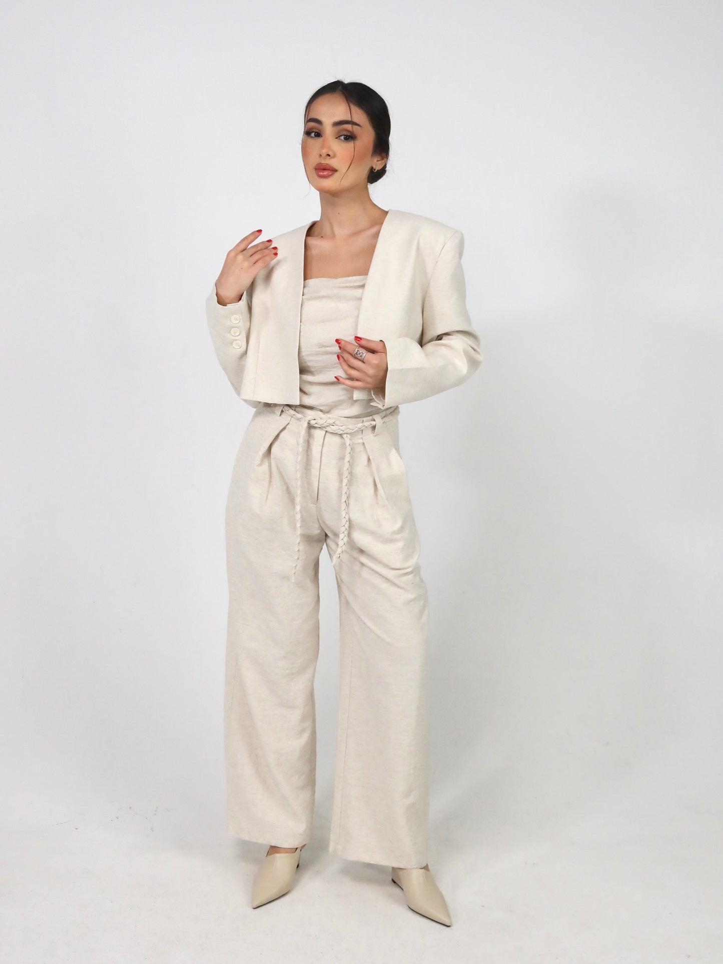 Ecru 3 Pieces Set بدلة ٣ قطع